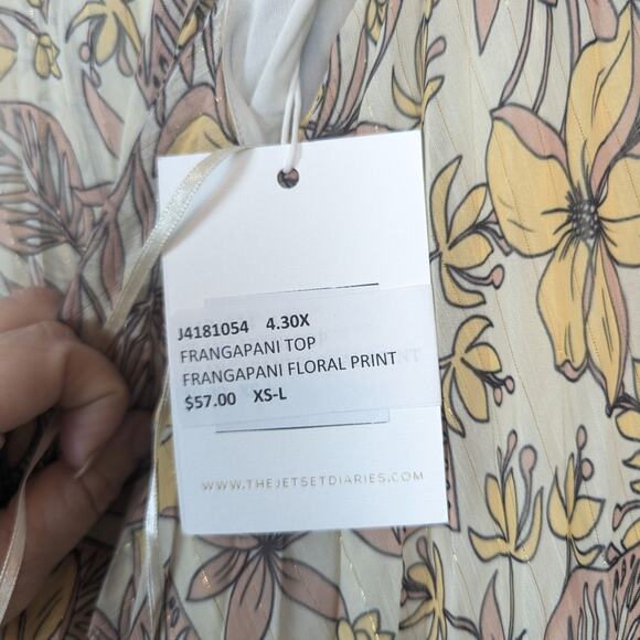 NWT The Jet Set Diaries Frangapani Floral Print Pleat Top - Picture 5 of 6
